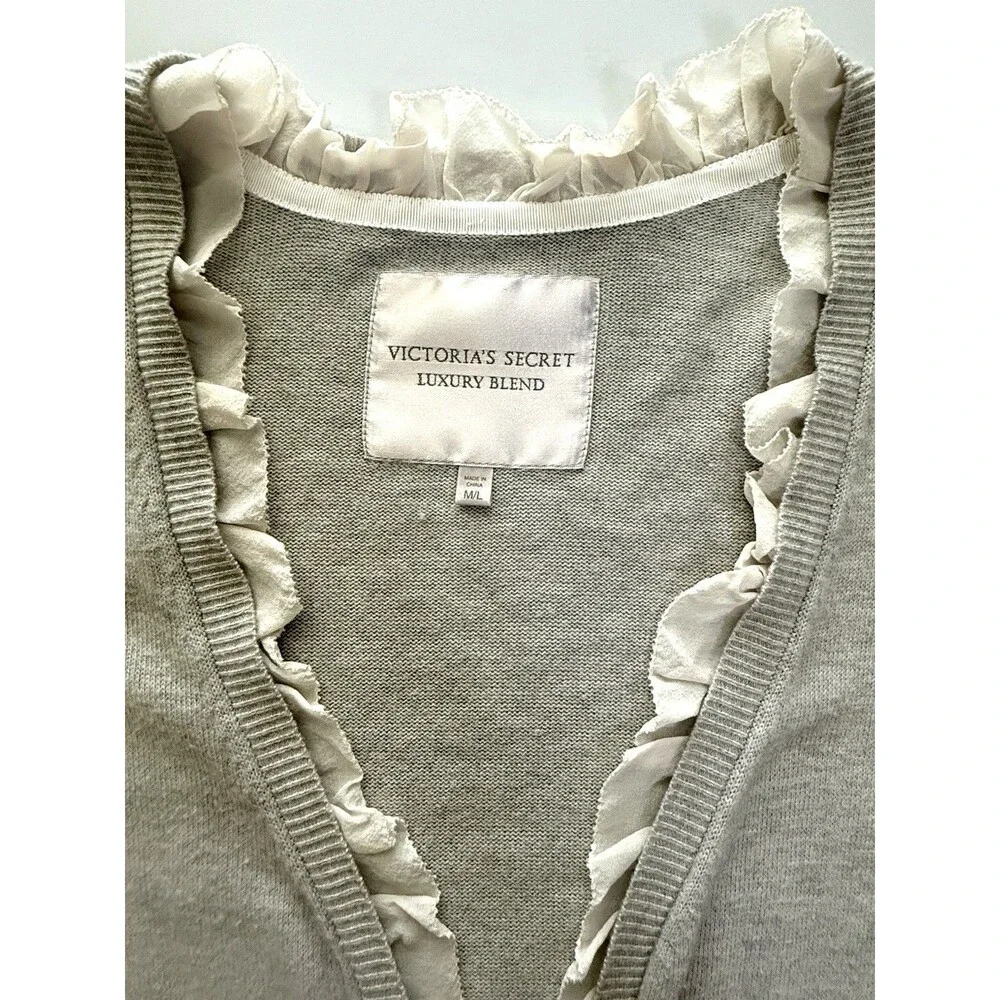 Victoria's Secret Luxury Cashmere Blend Cardigan Sz M/L Soft Cozy Minimalist